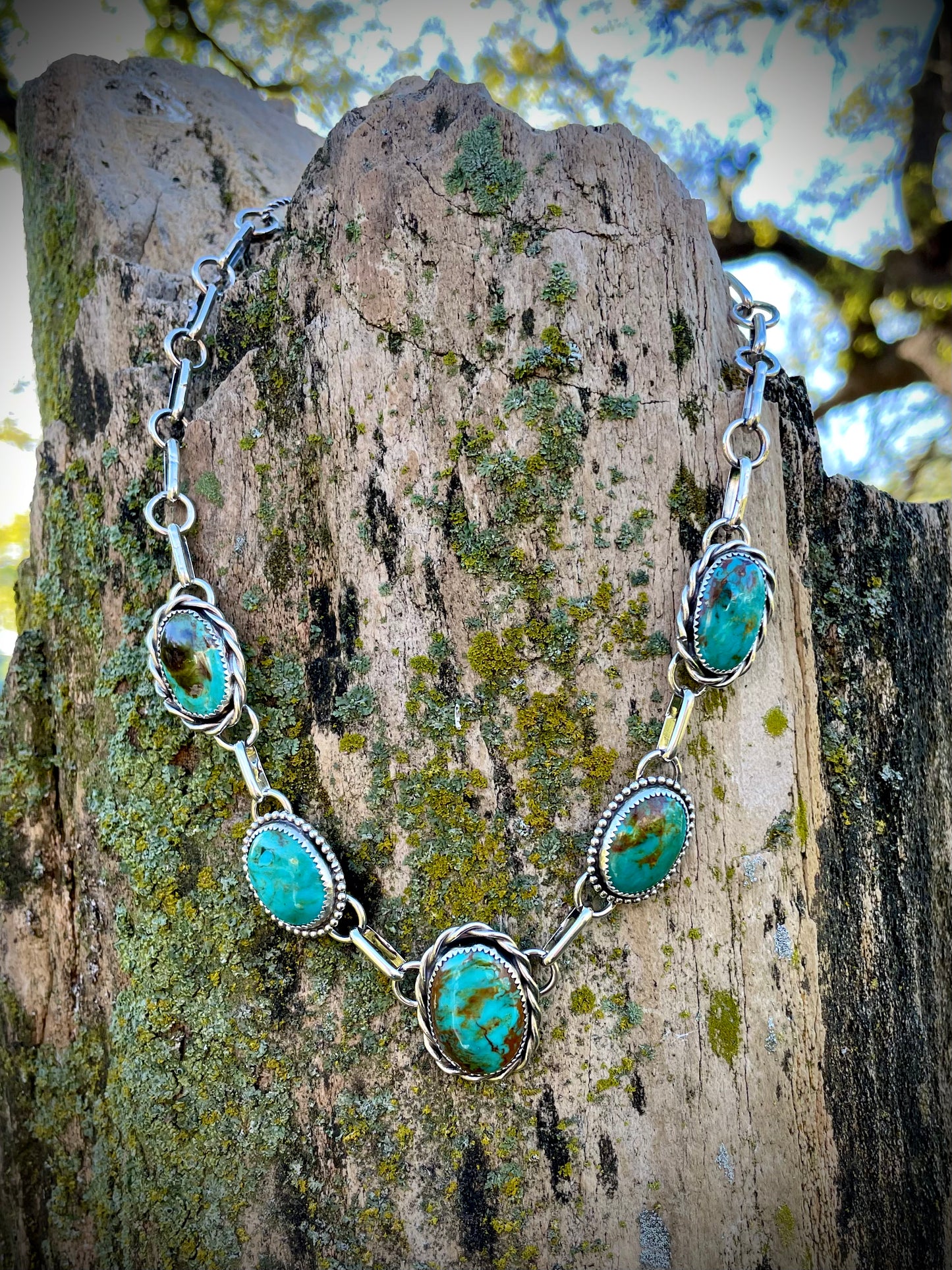 Royston Twisted Wire Choker