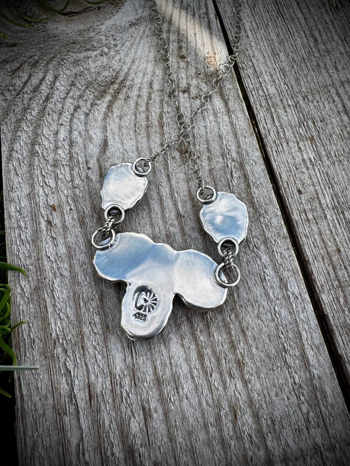 Paloma Dainty Cluster Necklace