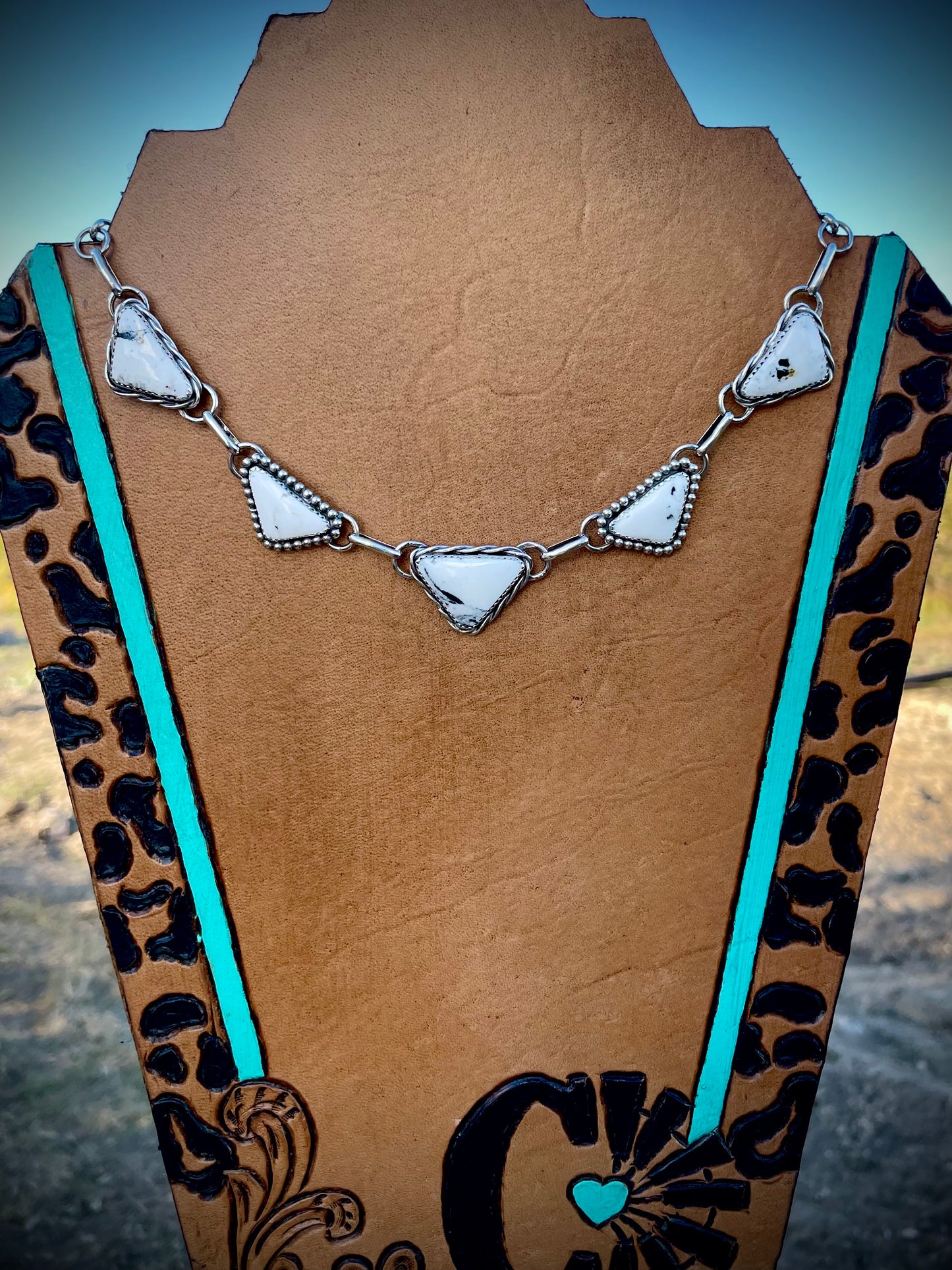 White Buffalo Choker