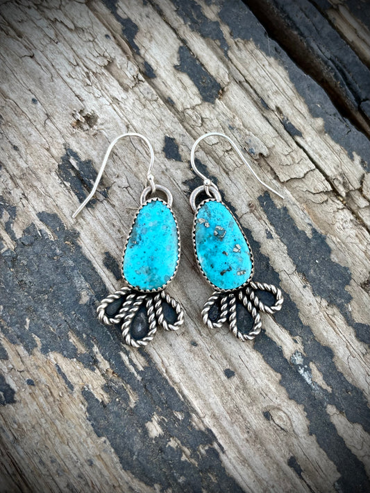 Kingman Petal Earrings