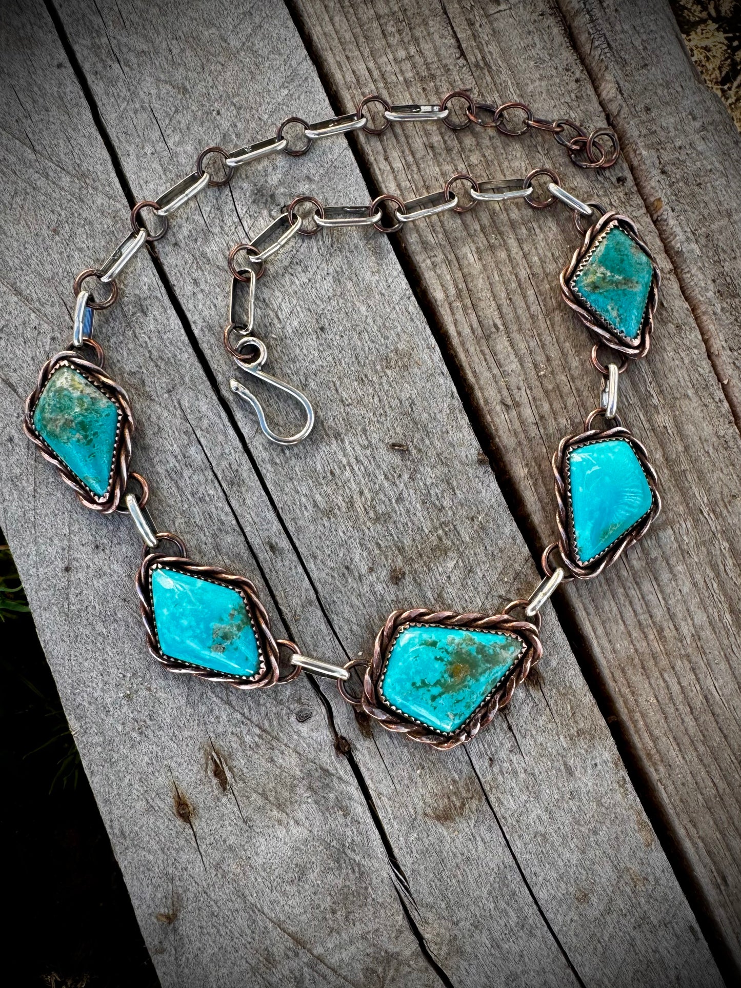 Kingman and Copper Choker