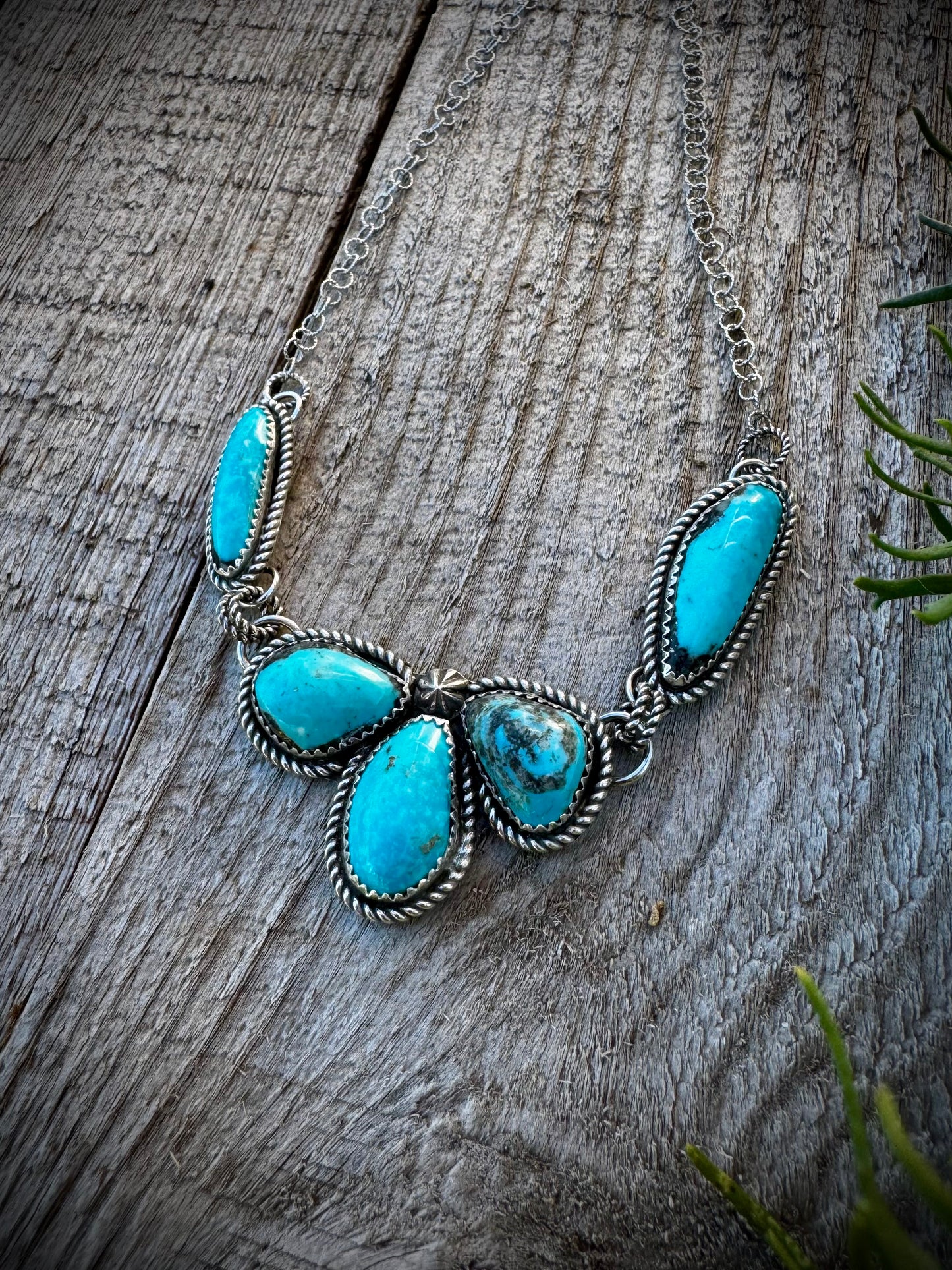 Bright Kingman Dainty Cluster Necklace