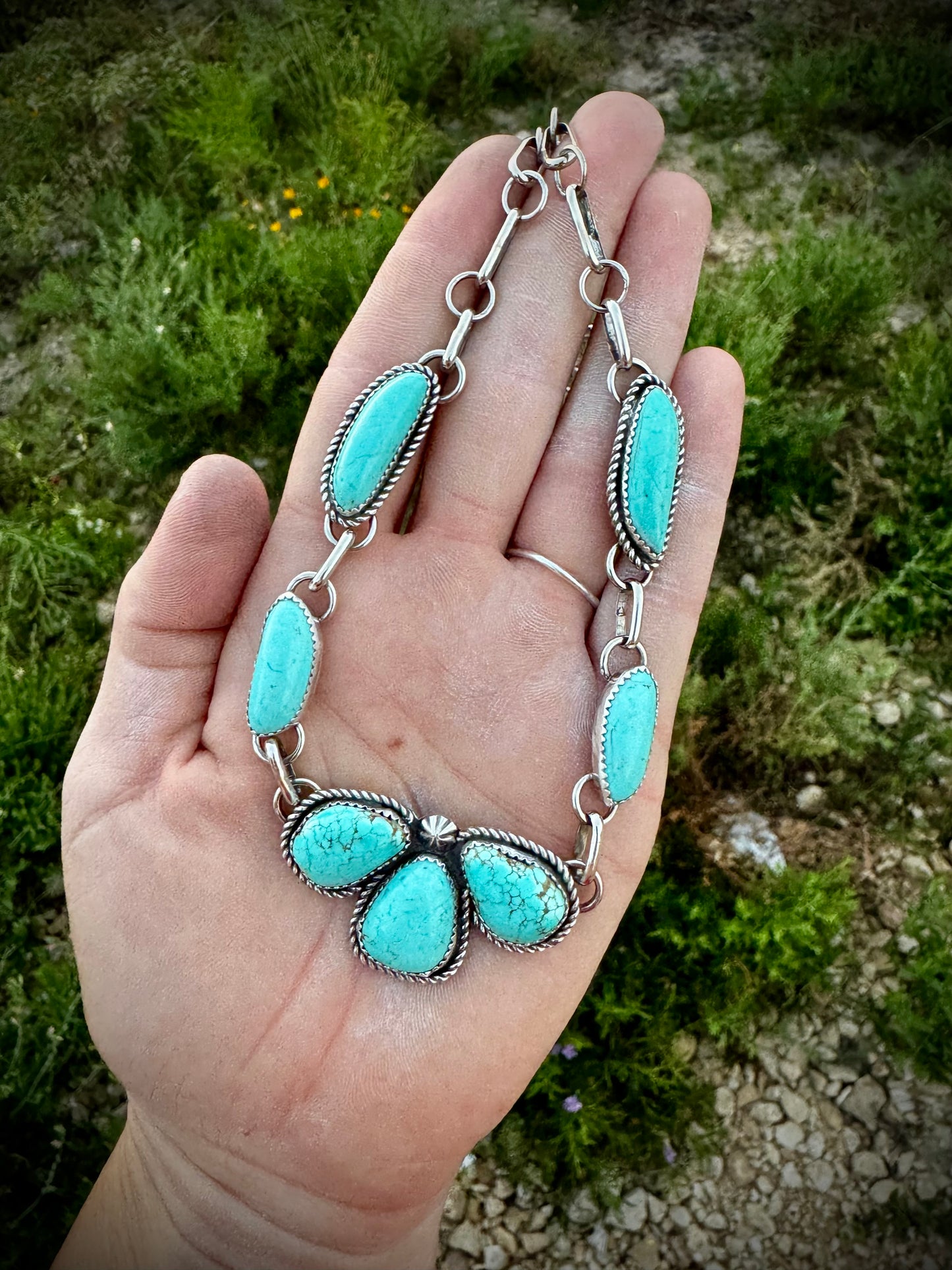 Mine Number 8 Petal Choker Necklace