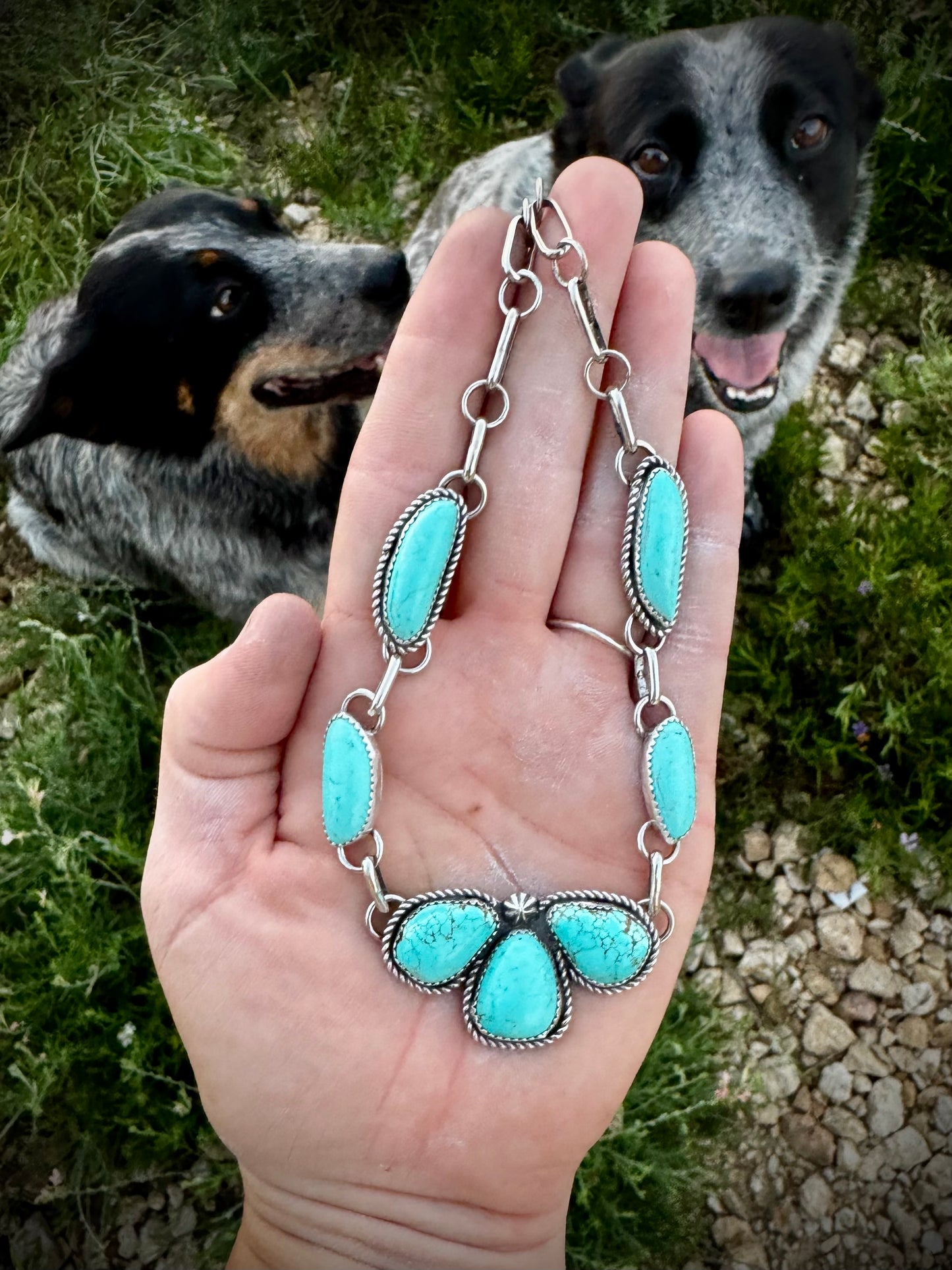 Mine Number 8 Petal Choker Necklace
