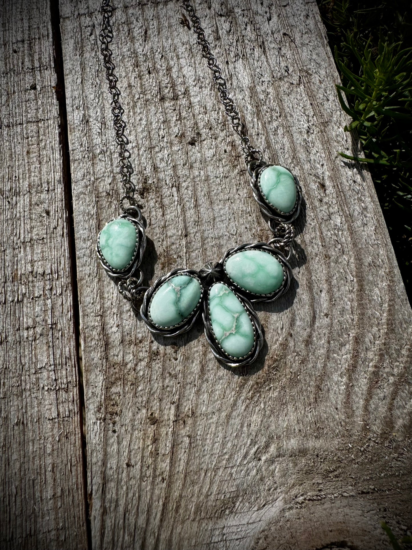 Paloma Dainty Cluster Necklace