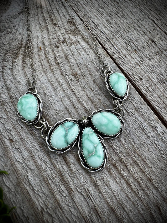 Paloma Dainty Cluster Necklace
