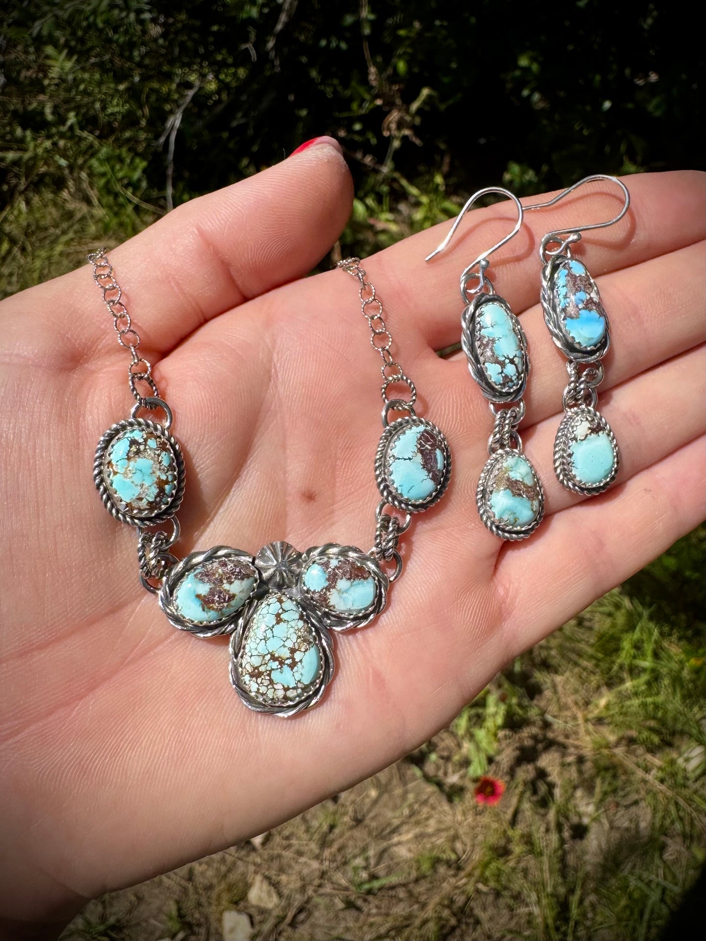 Golden Hills Dainty Set