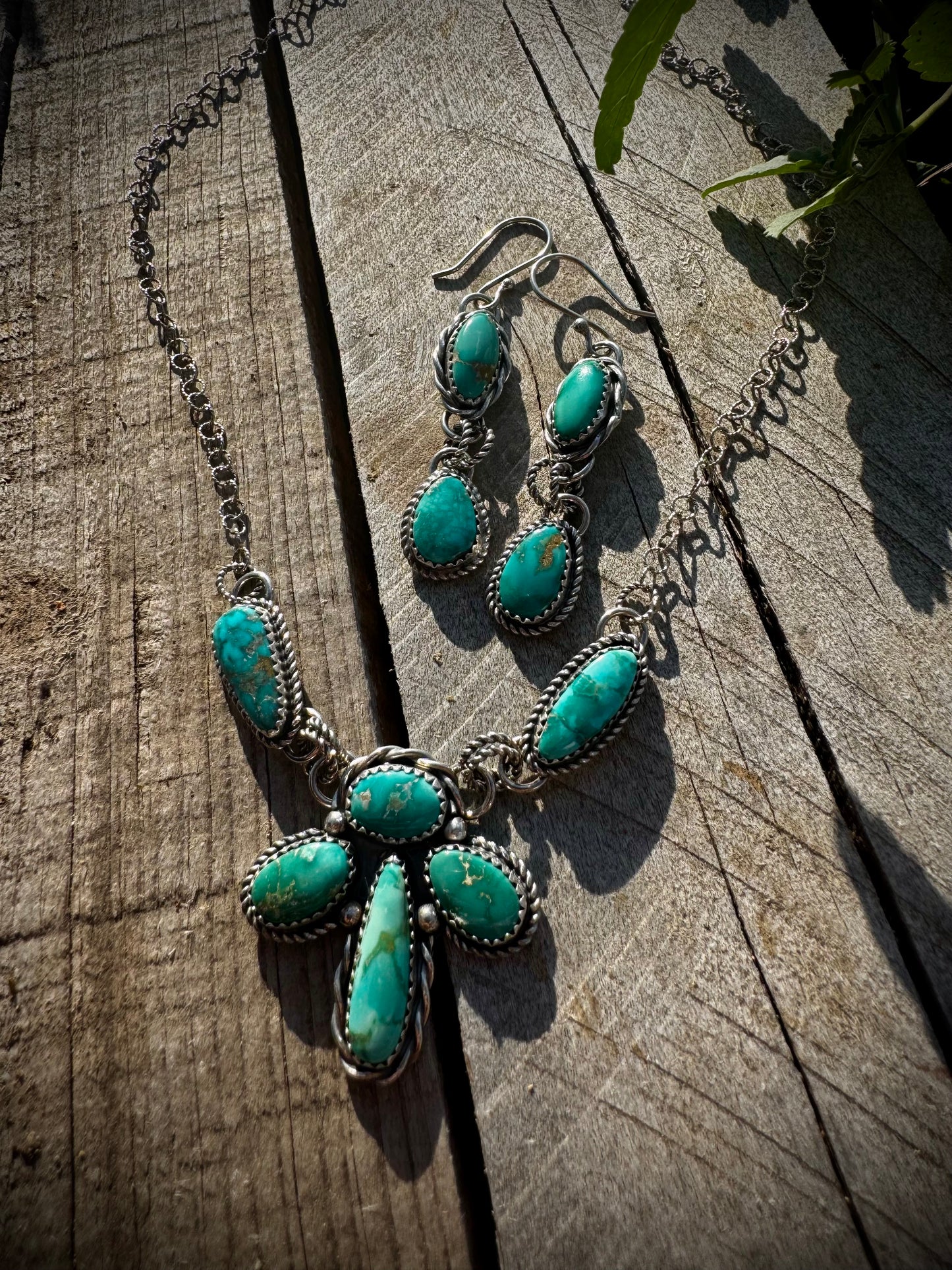Emerald Valley Dainty Set