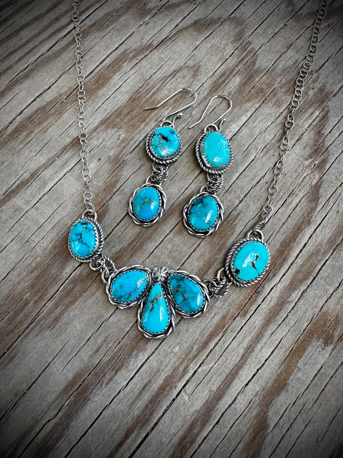 Bisbee Dainty Set
