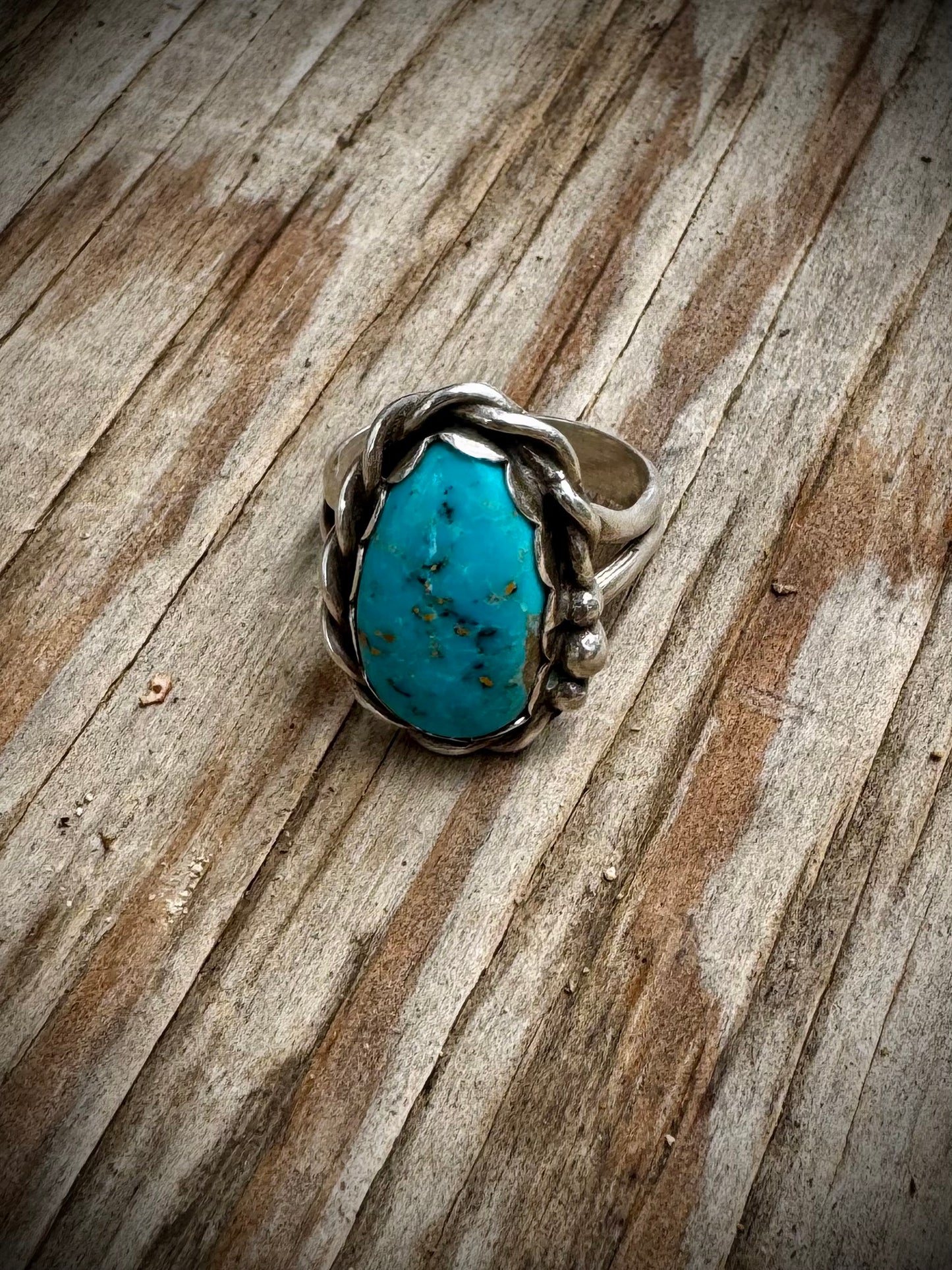 Campitos Twisted Wire Ring
