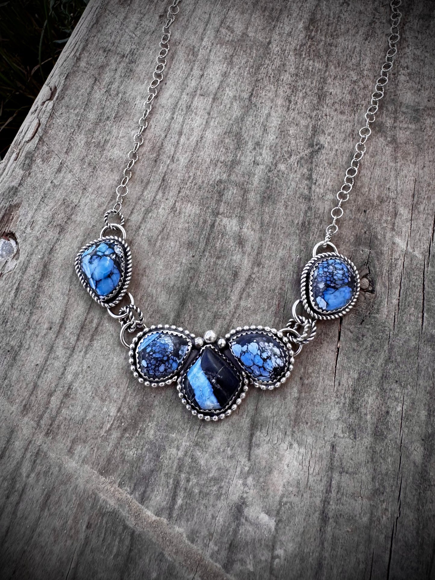 Lavendar Vantasselite Dianty Necklace