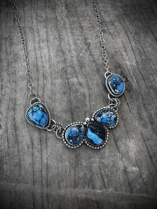 Lavendar Vantasselite Dianty Necklace