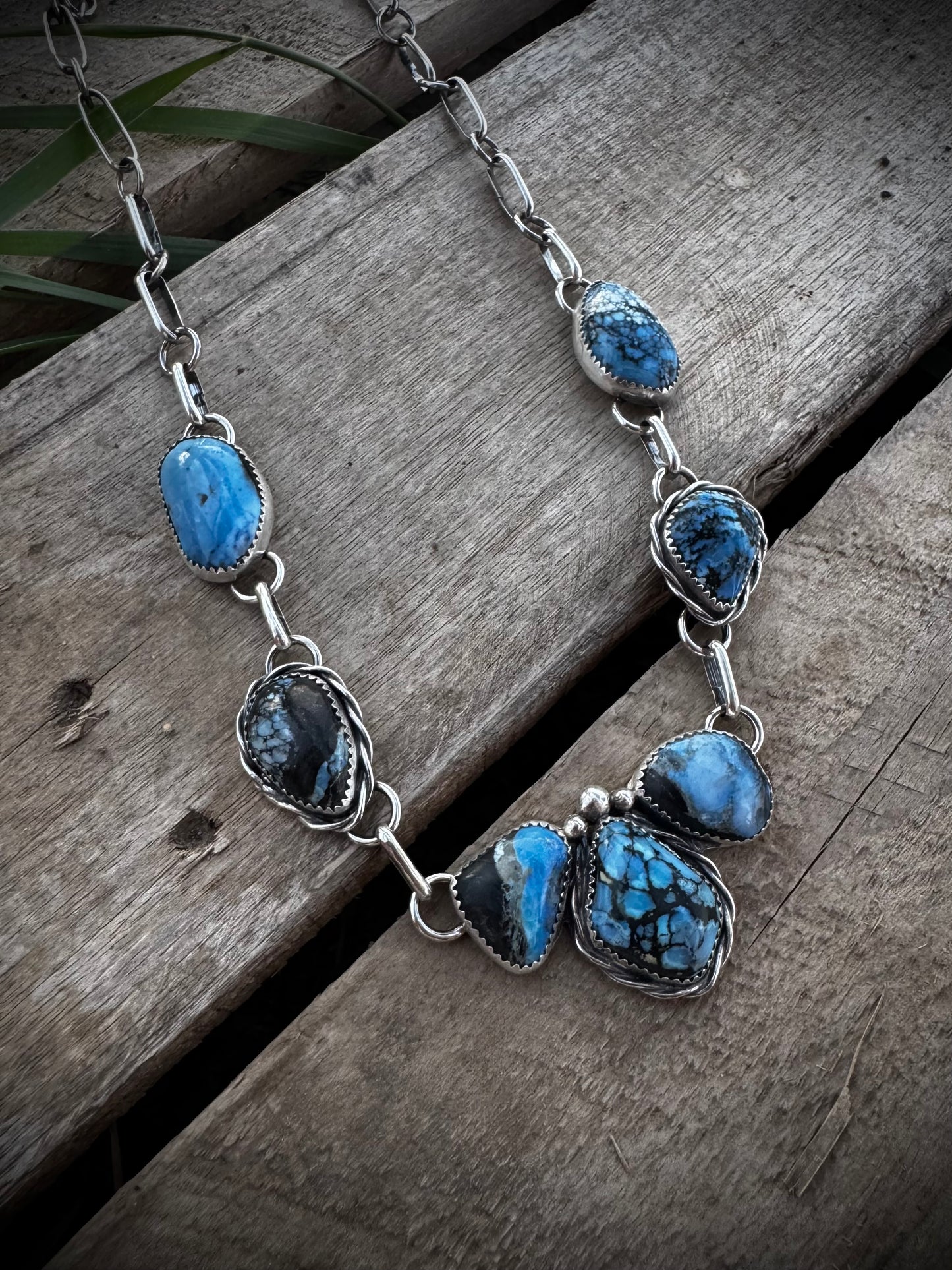 Lavender Vantasselite Choker Necklace