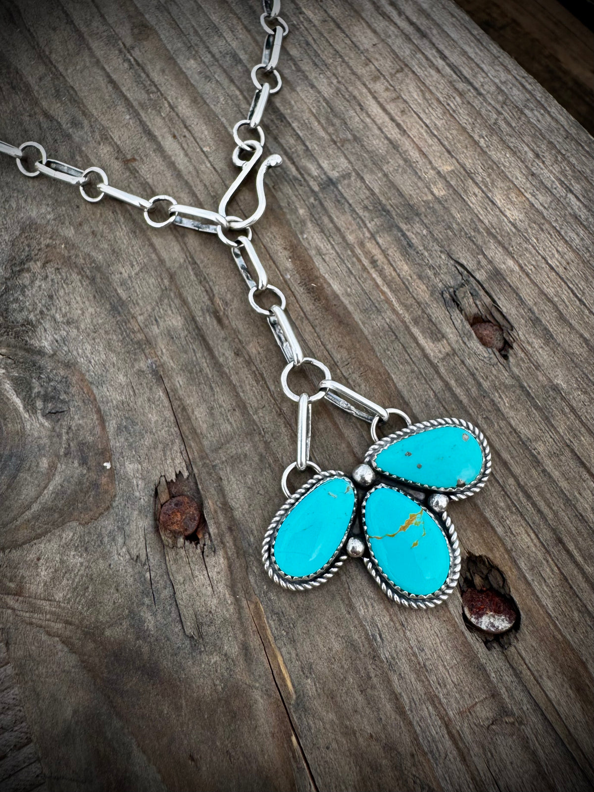 Campitos Chain Lariat